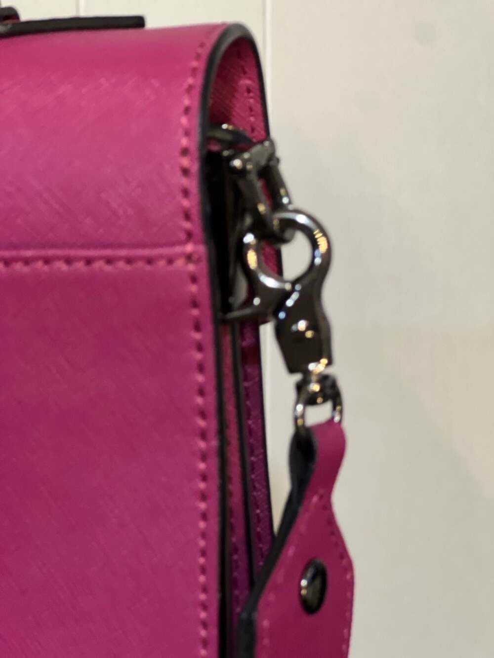 Botkier Cobble Hill Crossbody Magnetic Flap Bag in Fuchsia Pink Saffiano Leather - Picture 6 of 9